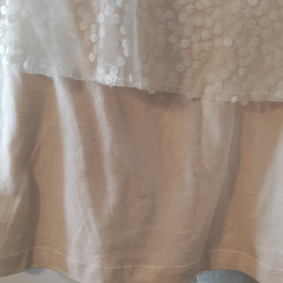 3 Tank Tops - Picture 13 of 13